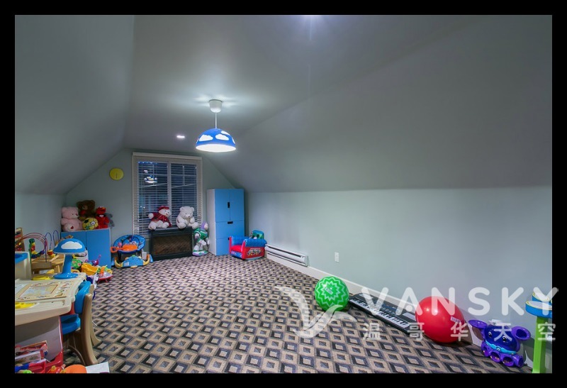 251102174121_kids Playroom .jpg
